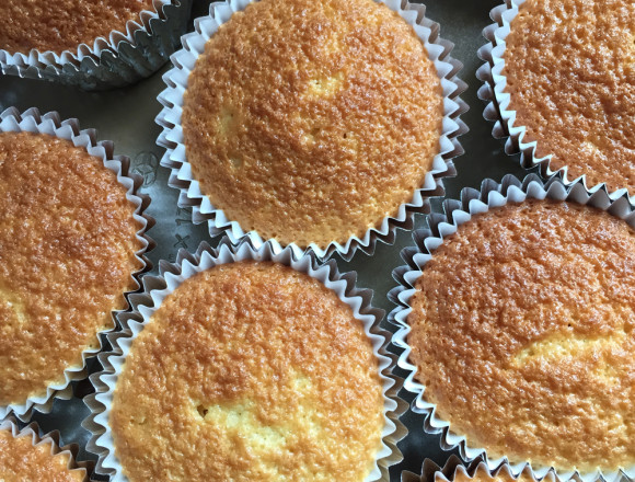 Calendula and White Chocolate Cupcakes without Icing