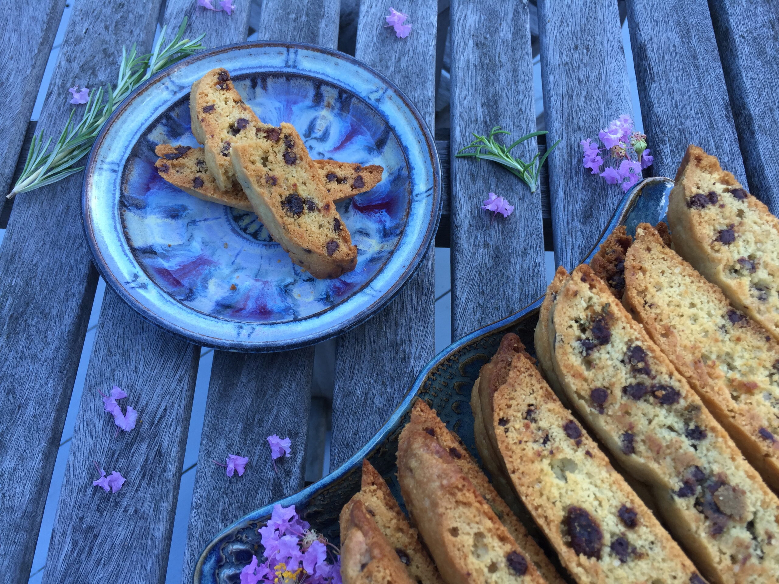 rosemary biscotti ready to eat