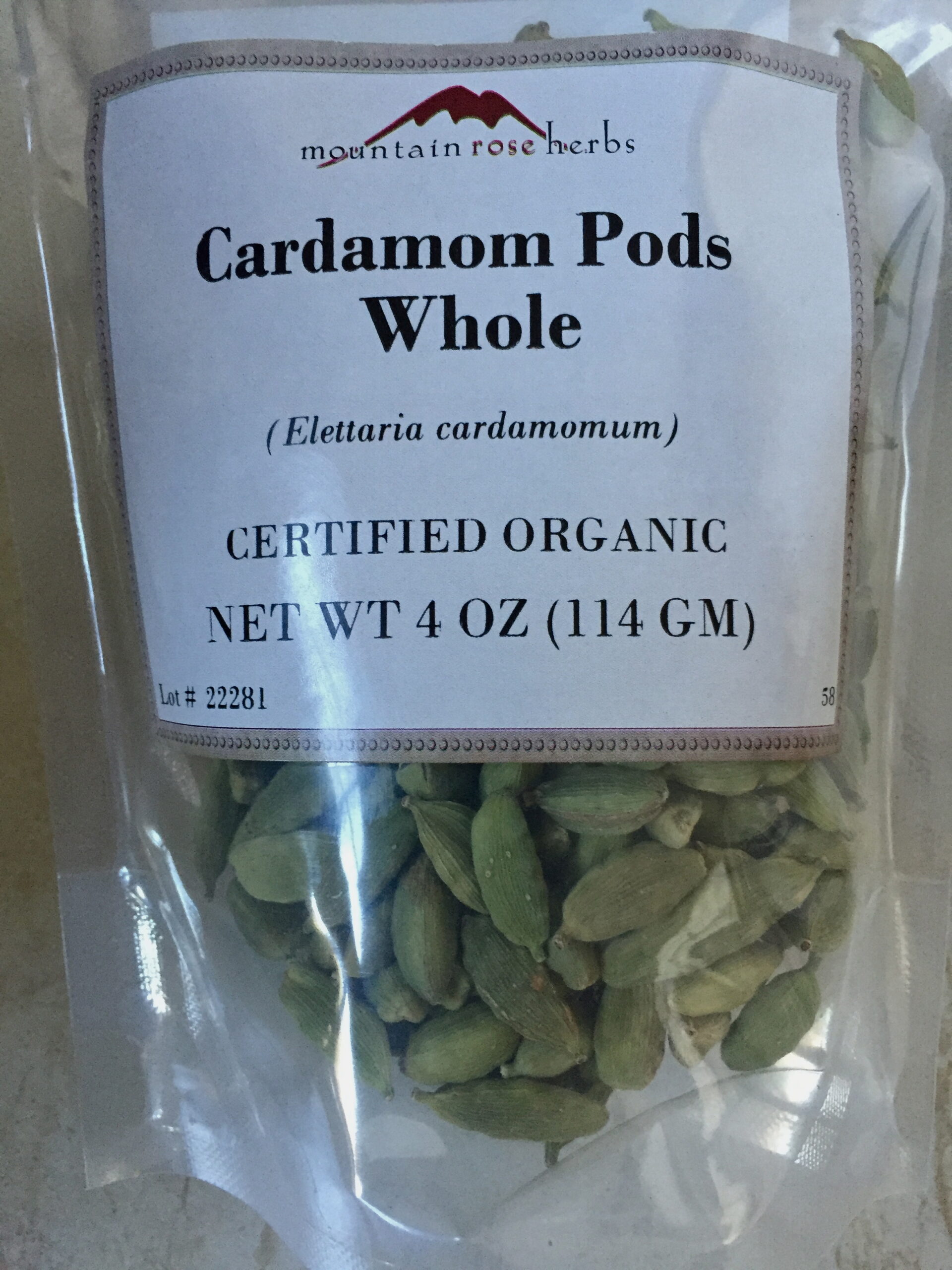 cardamom pods