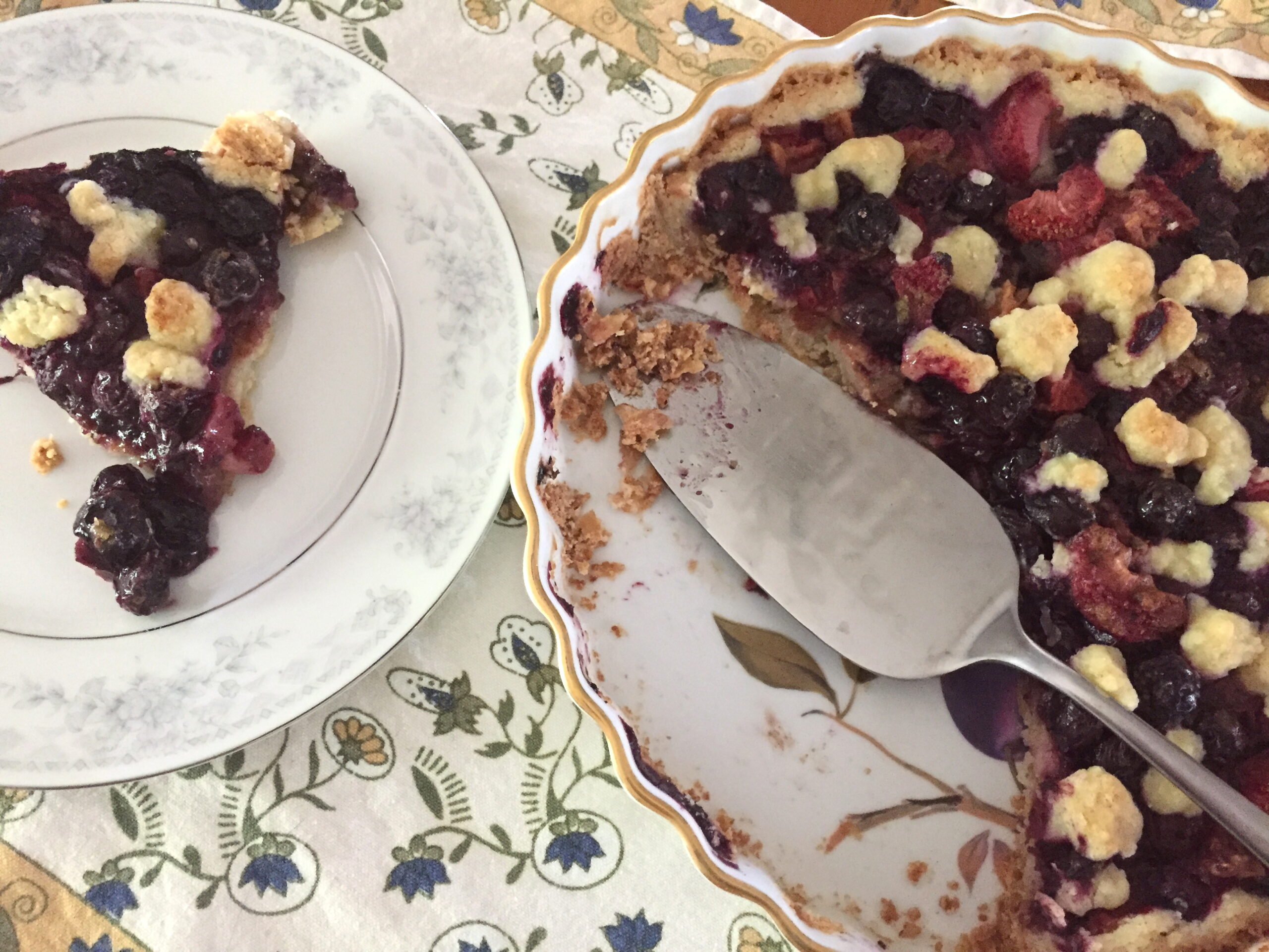 basil berry tart